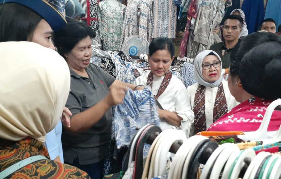 Ibu Negara dan Mufidah Kalla Kunjungi Pasar Beringharjo